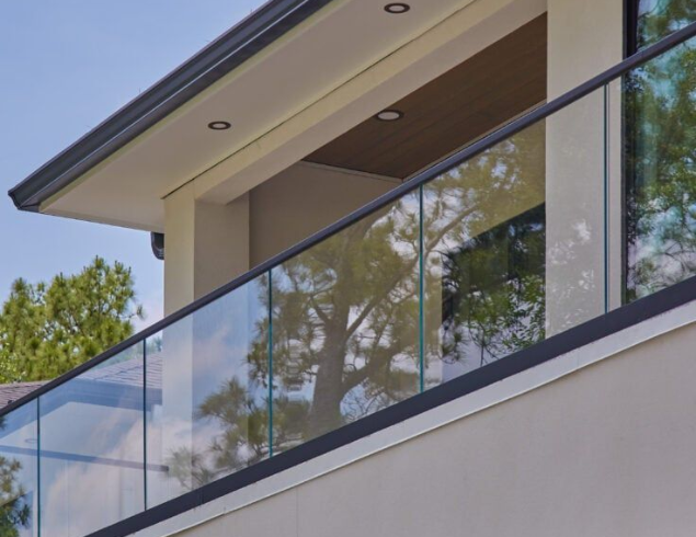 Aluminium Glass Railing